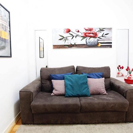 Lisbon Anjos Family Apartment ภายนอก รูปภาพ