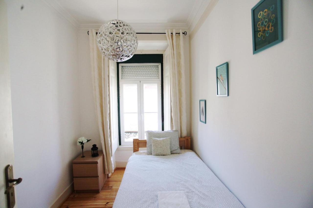 Lisbon Anjos Family Apartment ภายนอก รูปภาพ